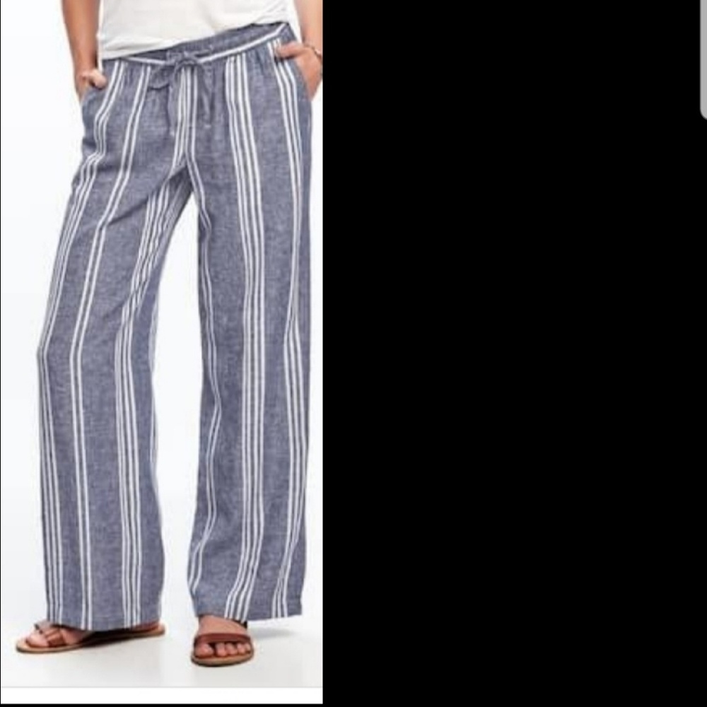 Linen blend Blue and white wide leg sz medium pant